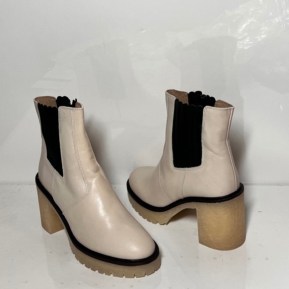 Free People James Leather Chelsea Boot - Picture 1 of 7